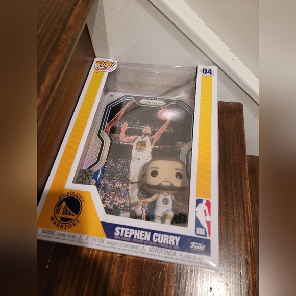 Funko Pop! Trading Cards - NBA - Prizm - Golden State Warriors - Steph Curry #04 - Picture 2 of 4